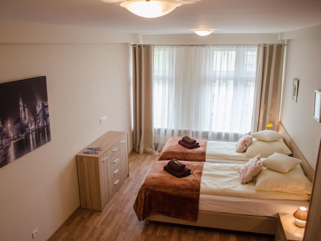 Royal Route 29 Comfort Rooms Krakau Buitenkant foto